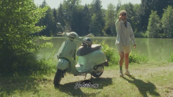 Mint Green Vespa Boy de Superweak