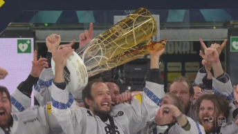Playoffs - Finale - Match 7 - Davos vs Fribourg