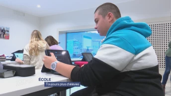 École: toujours plus d'élèves