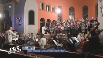 Deux choeurs s'unissent pour leurs 50 ans