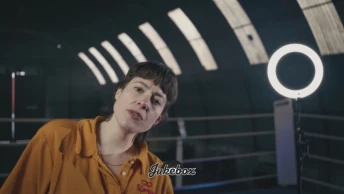 Internet Famous de Odd Beholder