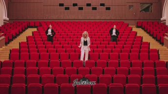 Elle de Carmen
