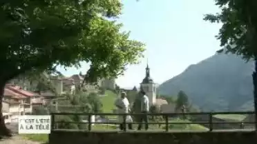 C&#039;est l&#039;été à la télé du 05.07.11 - Les châteaux