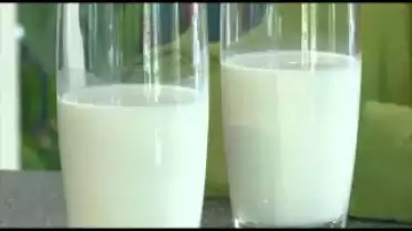 La Minute Nutrition - Je bois du lait le matin. Ai-je raison?