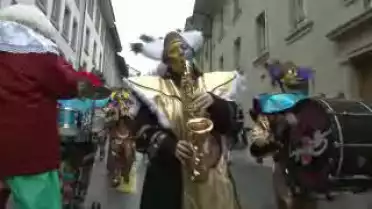 C&#039;est arrivé près de chez vous - Carnaval des Bolzes a Fribourg