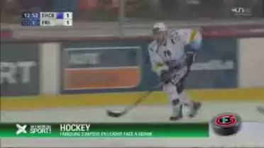 Fribourg s&#039;impose en leader face à Bienne