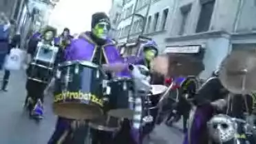 C&#039;est arrivé près de chez vous - Carnaval des Bolzes à Fribourg