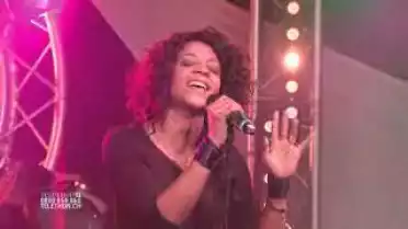 Louisy Joseph chante pour le Téléthon