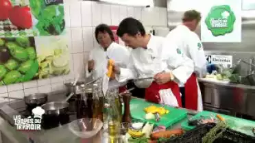 C&#039;est parti pour la troisième épreuve: les légumes en folie!