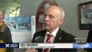 Ueli Maurer fait son plaidoyer pro Gripen à Payerne
