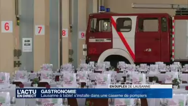 Deux-cents personnes mangent au coeur de la caserne