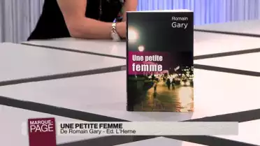 Une petite femme