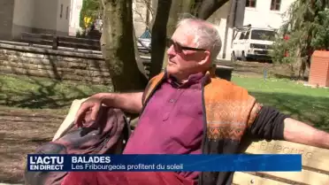 Les Fribourgeois profitent du soleil