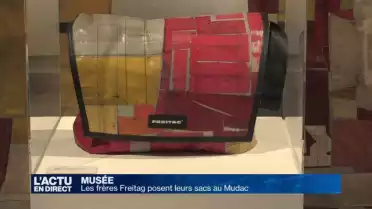 Les frères Freitag posent leur sacs au MUDAC