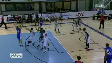 Fribourg Olympic reste plus que jamais leader de LNA