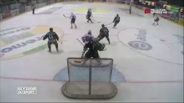 Hockey : Lausanne rentre victorieux de Fribourg 5-3