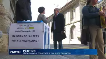 Une pétition pour conserver la Loi sur le personnel