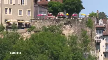 Une place publique fermée à Fribourg suite à un éboulement