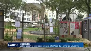 Du sable, du gazon et des copeaux à la place du Tunnel