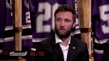 Le joueur lausannois, Benjamin Antonietti, est sur le banc