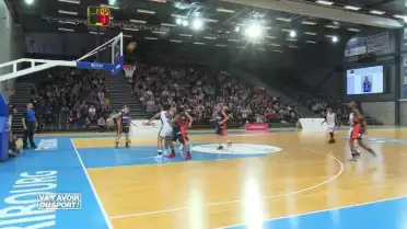 Hélios remporte le titre national devant Elfic Fribourg