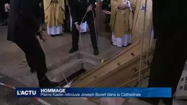 L&#039;abbé Kaelin rejoint l&#039;abbé Bovet dans la Cathédrale