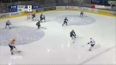 Fribourg-Gottéron bat Ambri 6-1 et mène 2-0 en play-out