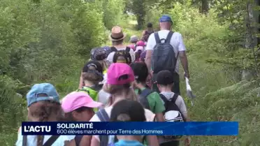 600 élèves marchent pour la solidarité