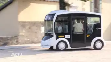 Rolle teste la navette électrique Cristal
