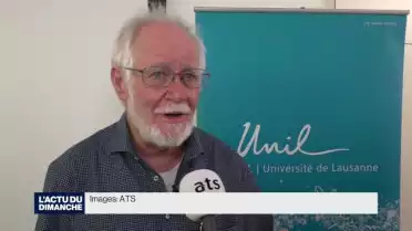 Jacques Dubochet reçoit son prix Nobel à Stockholm