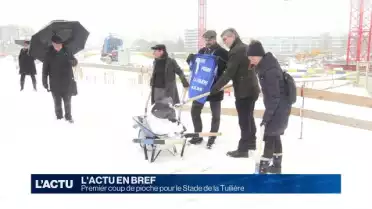 Premier coup de pioche à la Tuilière.