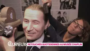 Retouches quotidiennes au musée Chaplin