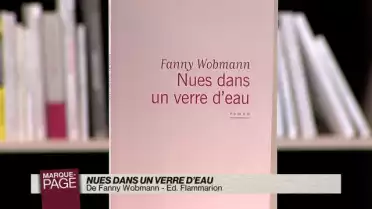Nues dans un verre d&#039;eau
