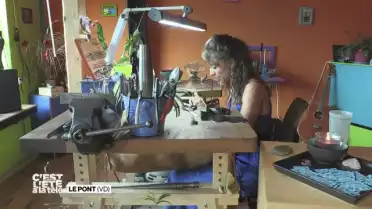 Découvrez le métier de bijoutière.