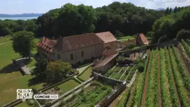 Stefane visite la célèbre Chartreuse de La Lance

