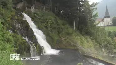 Découvrez la cascade de Bellegarde.