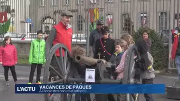 A l&#039;école des cadets d&#039;artillerie