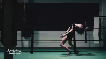 &quot;Get Up&quot; de Yael Miller