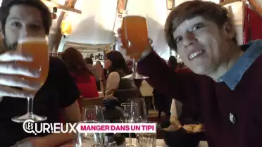 Manger dans un tipi