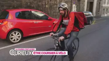 Yannick est coursier à vélo