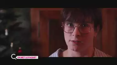 Anja Potter reçoit une cape d&#039;imbécilité 