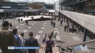 EPFL: cours de mise à niveau légal