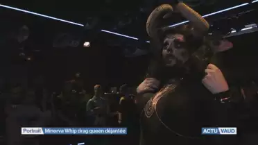 Minerva Whip, drag queen déjantée