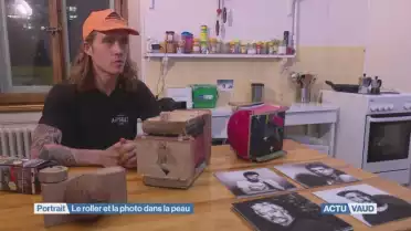 Le roller et la photo dans la peau