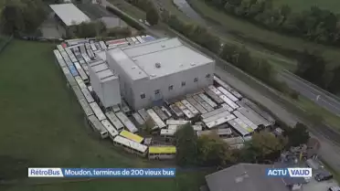 Moudon, terminus de 200 vieux bus