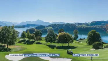 Premier coup de pioche pour le Golf de la Gruyère