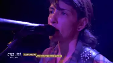 Am Samstag interprète &quot;Queen Of Hearts&quot;