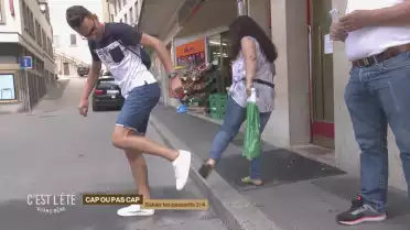 Cap ou pas cap ? - Saluer les passants 2/4