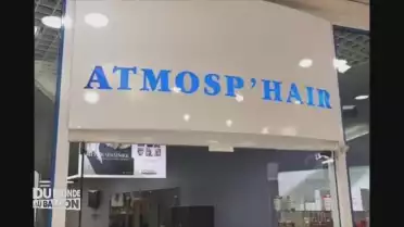 Yvan Richardet déclare sa flamme aux coiffeuses