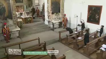 Les solennités de la Fête-Dieu à huis clos.